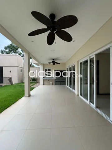 Manorá: Elegantisima residencia, 3 suites, recepción, jardín, piscina, 3.000 usd — foto 5
