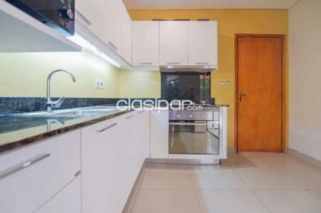 Amplio duplex en barrio las golondrinas - loma pyta, foto 5