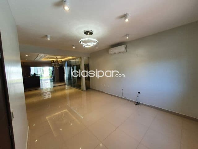 Dúplex en Lambaré Zona Yacht — foto principal