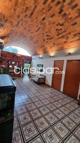 En venta propiedad con importante deposito y oficinas — foto 4