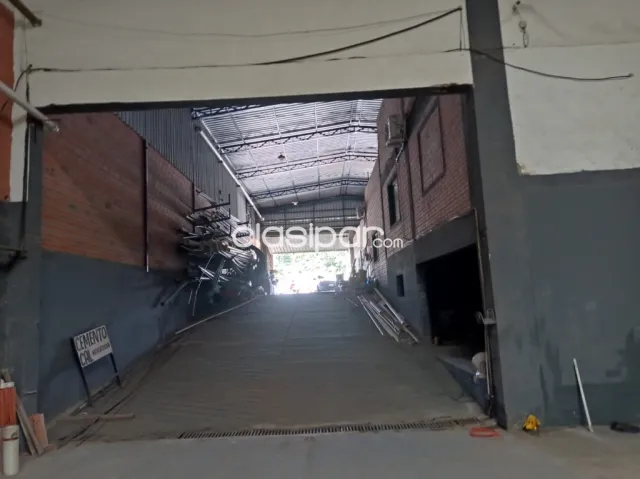 Acc sur, Ñemby: Impecable deposito + showroom, 744 m2, ofic, altura ideal, ubic cercana — foto 5