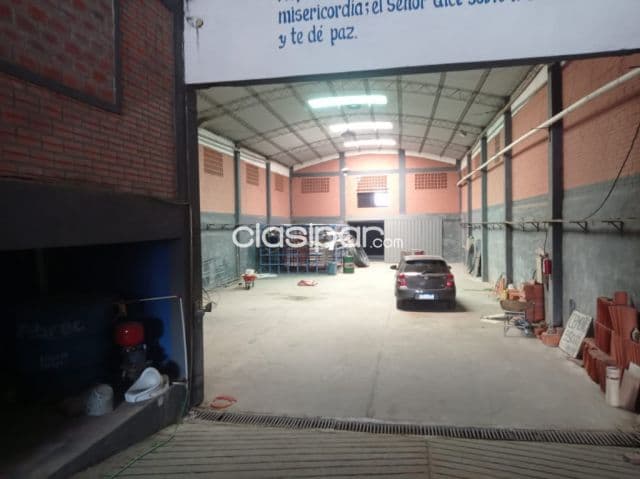 S/ acc sur, Ñemby: Impecable deposito + showroom, 744 m2, p/ importadoras, ubic ideal, foto 1