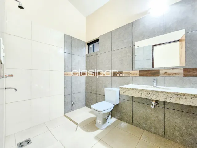 Dúplex a estrenar Barrio Laurelty Luque Zona Avda. Brítez Borges — foto 3