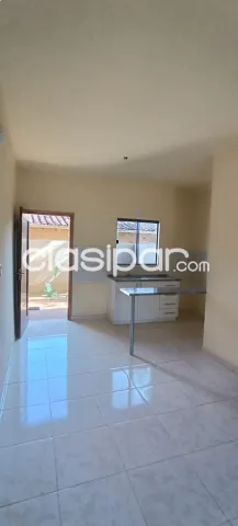 Vende Dúplex sobre la calle Pasaje Comunal esq. Avda. Nanawa de 3 dormit — foto 3