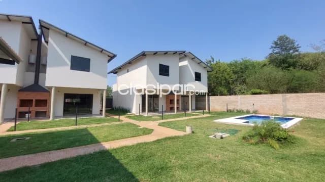 En Luque duplex en pozo de dos dormt condominio parque av. America — foto 4