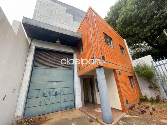 amplio Deposito en Asunción - Barrio Vista Alegre