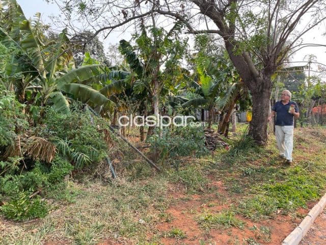 En VENTA Terreno de 300 m2 en el Barrio Tayazuape, San Lorenzo. (ID1756)