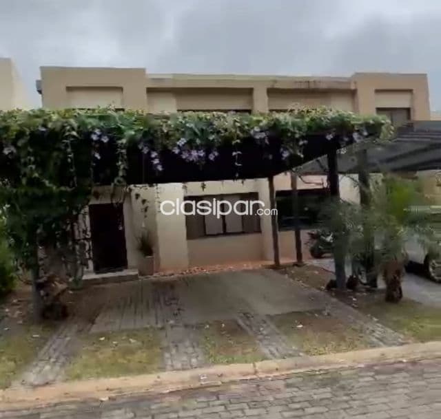 Duplex en Luque Barrio cerrado Boulevard Jardines de Confederación en Luque