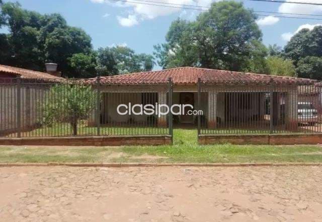 Casa en San Lorenzo barrio santo rey cod 2939
