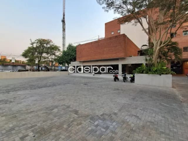 Villa Morra: Ex - fabrica martel: 1.000 m2 oficinas corporativas + showroom + parking — foto 3