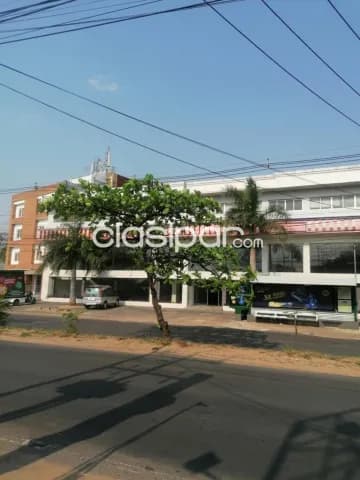 Avda. Sacramento: Importante local comercial, showroom, oficinas, 1200 m2, estacionamiento — foto 2
