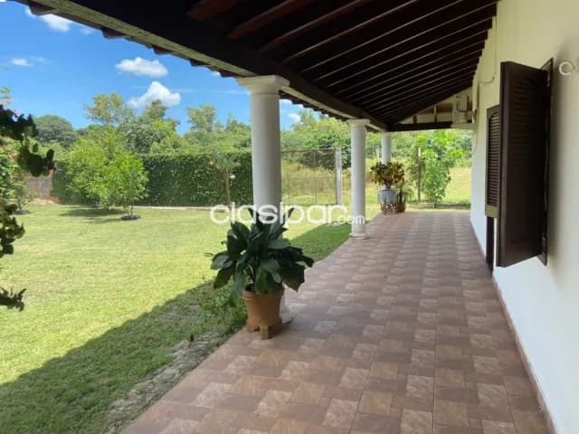 Casa con piscina en piribebuy, foto 3