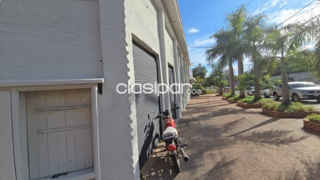 Esquina de oportunidad: Vendo propiedad en Lambaré