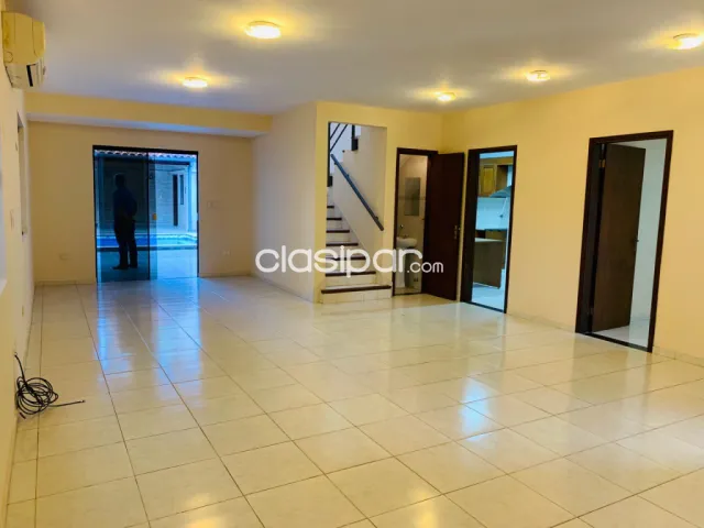 Mcal. Estigarribia – identificaciones: 300 m2, 3 dormit, amplios ambientes, jardín, piscin, foto 2