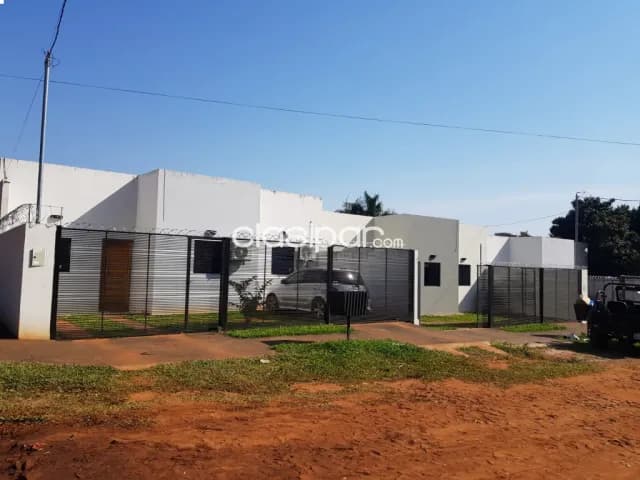 Chalet en San Lorenzo - zona hosp. Acosta ñu — foto 4