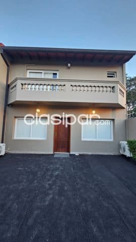 Hermoso Duplex en Venta en excelente ubicación en Lambaré