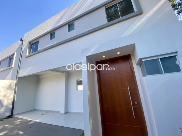 En venta. Duplex a estrenar en Luque. Estilo minimalista, foto 3