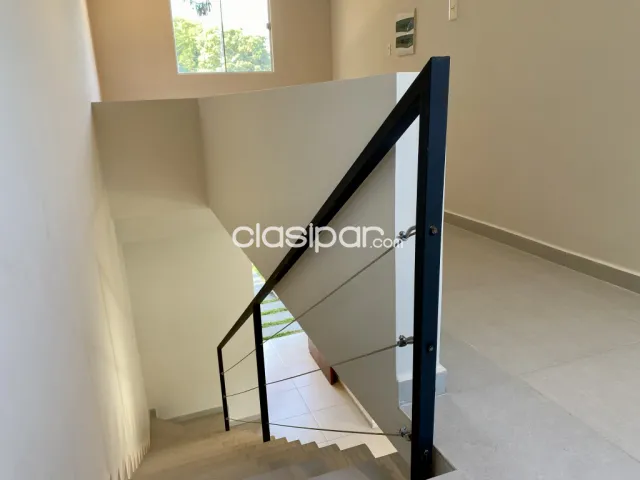 En venta. Duplex a estrenar en Luque. Estilo minimalista, foto 5
