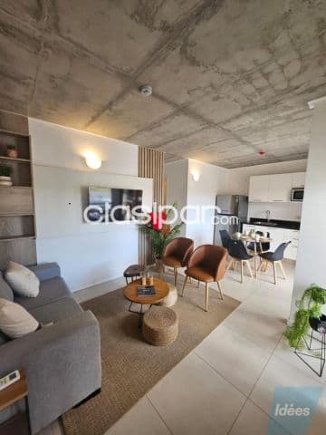Luque en bo cerrado: Oferta increíble, sólo 59.500 usd, depto, 2 dormitorios + cocheras — foto principal