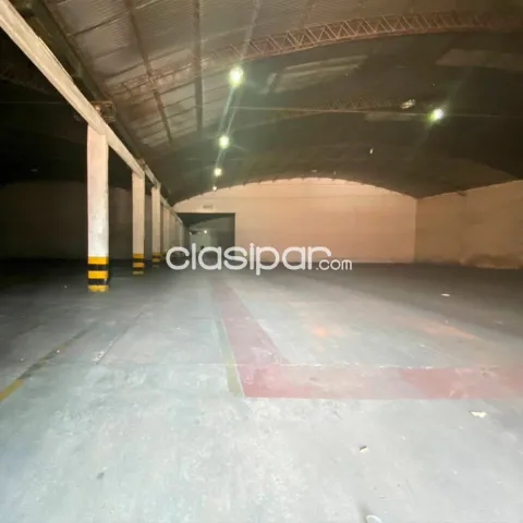 San Lorenzo: Importante deposito industrial, 5900 m2 + oficinas + estacionamientos, foto 3