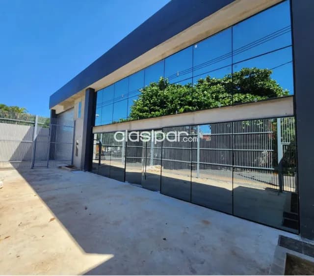 Fdo. De la mora s/ asfalto: Moderno deposito + oficinas + showroom, 500 m2 termin supuperi — foto 3