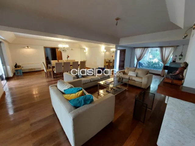 Villa Morra / asa: Elegante residencia, 4 dormit, recepción, quincho, jacuzzi, jardín — foto 3