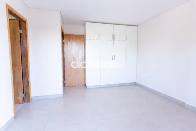 Duplex a estrenar lambare zona colegio sek, foto 4