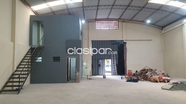 San Lorenzo, km 9,5: 450 m2, impecable estado, p/ empresas, oficinas, 8.500.000 gs