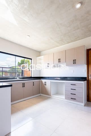 Casa a estrenar en Luque