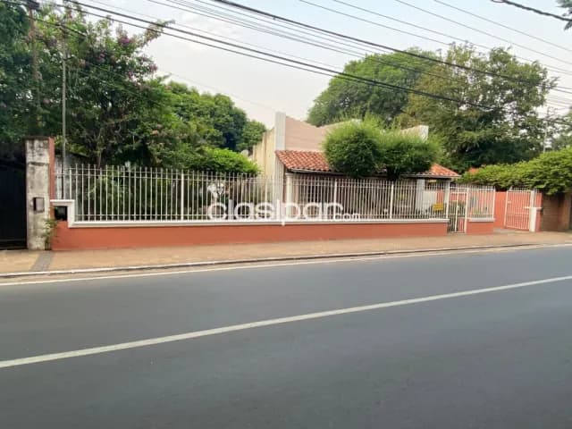 A Precio Conversable Sobre Mcal Lopez Y Salida A Boggiani 800 M2, foto 2