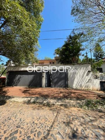 Mburucuyá: Elegante residencia, 2 suites + 2 dormit, quincho, jardín, piscina, 340.000 usd, foto 1