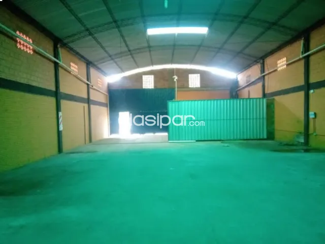 Deposito con oficinas en San Lorenzo, foto 2