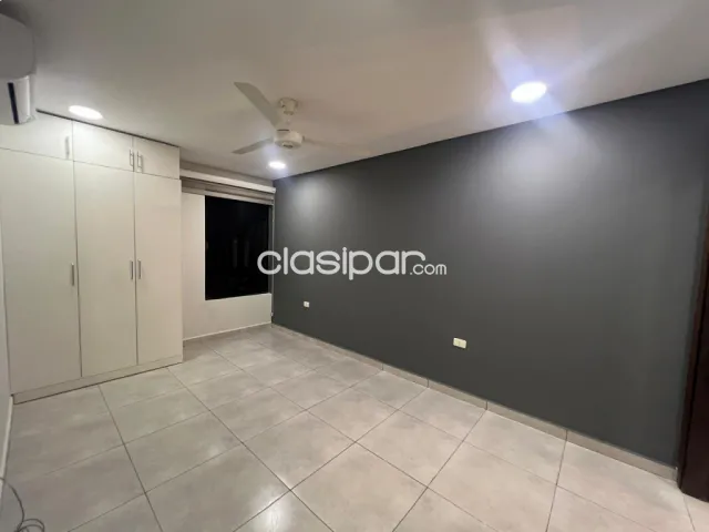 Duplex en Luque - tercer barrio — foto 3