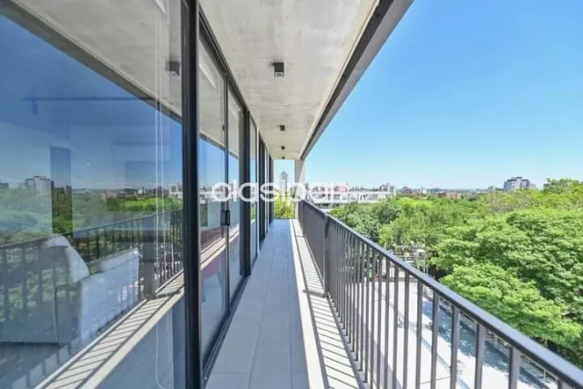 En Venta Departamento Amoblado de Dos Habitaciones en Barrio Villa Morra, foto 3