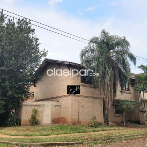 Hermoso duplex en esquina en Carmelitas