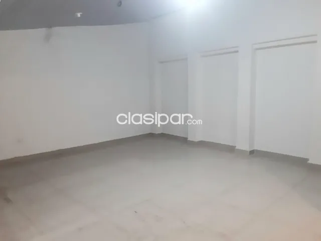 Salones comerciales con deposito y oficina sobre av. Eusebio ayala, foto 3