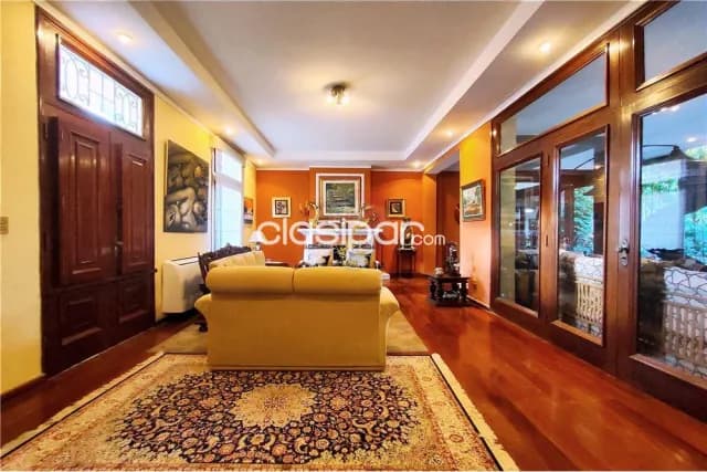 Residencia ideal para embajadas u oficinas, con piscina, parrilla y balcon, foto 3