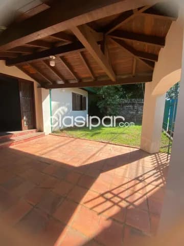 En venta casa de 3 habitaciones en San Lorenzo, foto 3