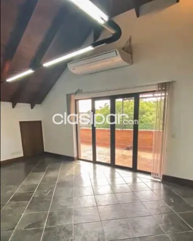 Espectacular y lujoso penthouse de 2 niveles, 360m2, 4 dmts. Barrio mcal estigarribia — foto 3