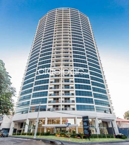 🌟Exclusivo Departamento de 4 Dormitorios en suite + 3 Cocheras en el piso 21 de The Tower