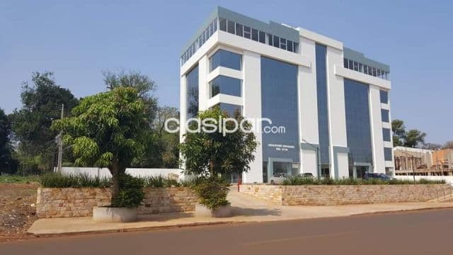 Edificio completo en Ciudad del Este barrio San José cod 1034 — foto 1