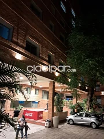 Villa Morra elegante esquina: Oficinas premium, superficies a convenir, parking infinito — foto 3