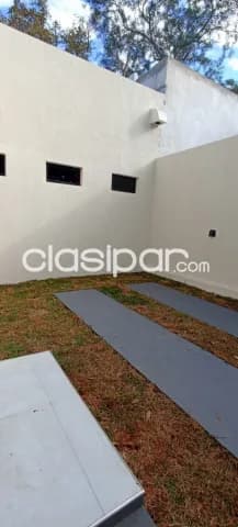 casa estilo minimaliesta a pasos de la playa Mbo´i Ka´e: 2 habitaciones y 2 baños, foto 3