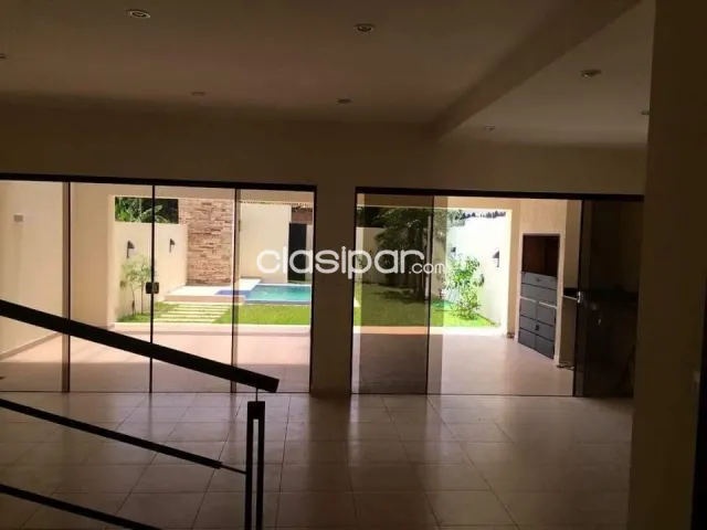 Casa en loma merlo Luque zona conmebol cód. 3229, foto 3