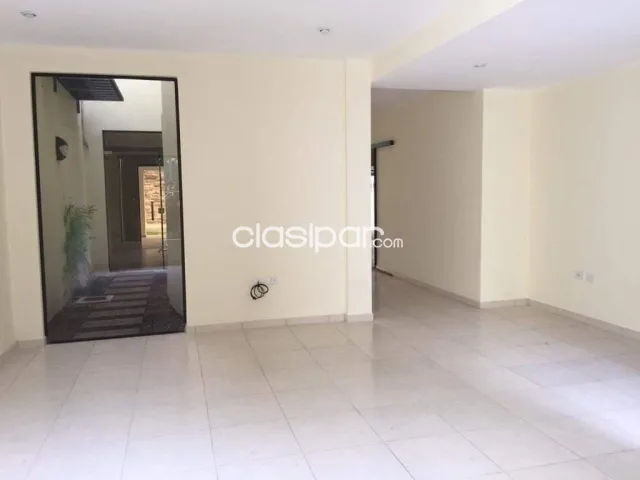 Casa en loma merlo Luque zona conmebol cód. 3229, foto 5