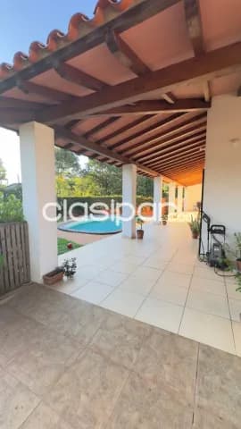 Residencia semi nueva en Villa Elisa. Zona americo pico, foto 4