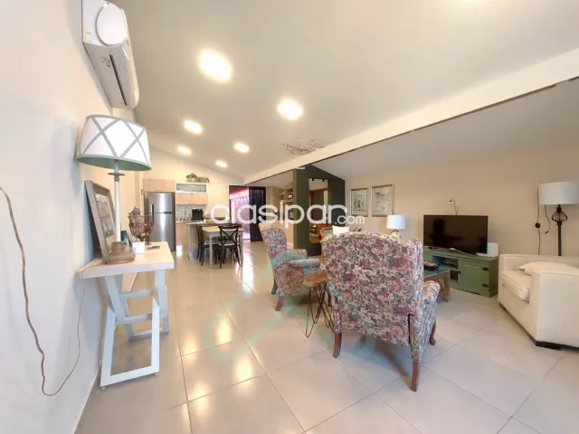 Hermosa casa amoblada en venta, foto 3