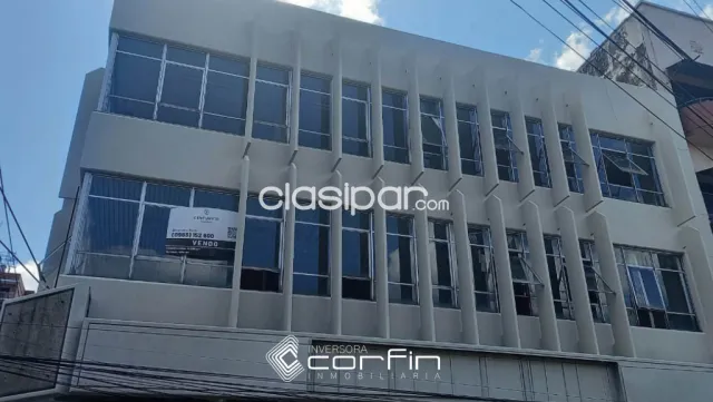 Imponente local comercial céntrico para empresas 2450 m2 de construcción en en esquina, foto 4