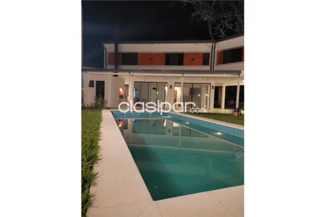 Fina casa minimalista muy bien equipada en San Bernardino - sadi 2, foto 2