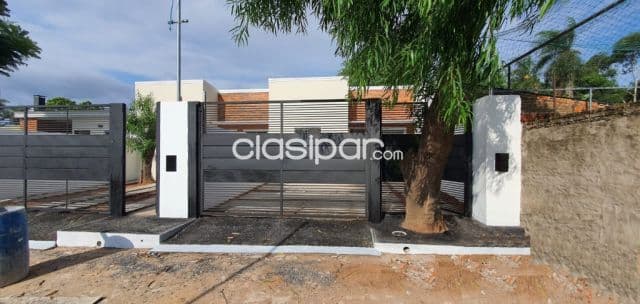 Chalet en Lambaré zona palmera del yacht cód. 3669